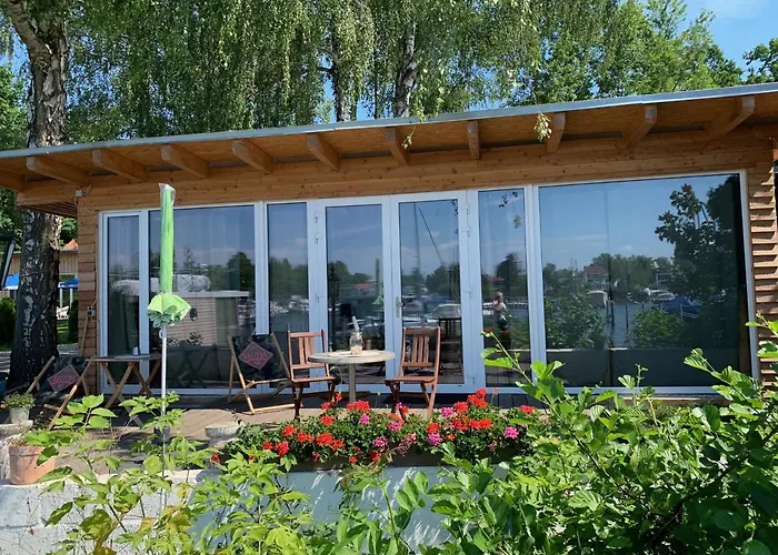 Tiny House oder Ferienwohnung auf der Sunset Marina